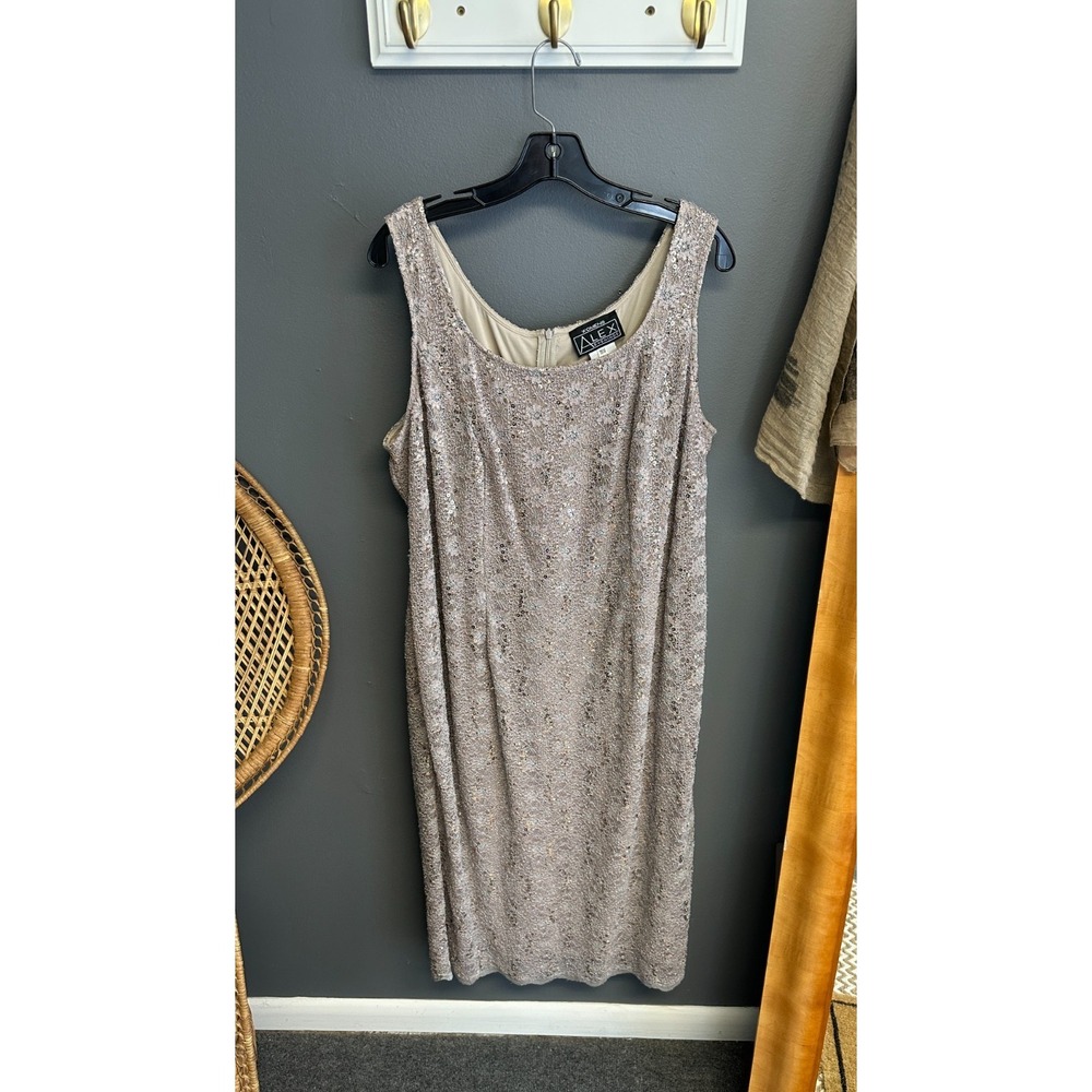 Alex Evenings Dress Womens Plus Size 18W Gold Floral Lace Sleeveless Gown